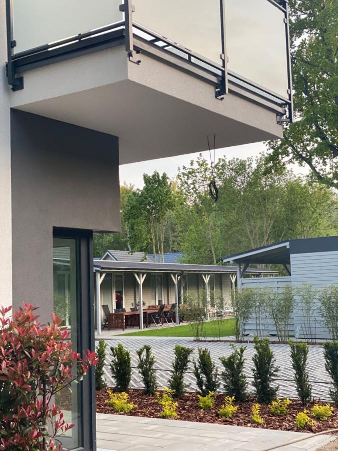 Holiday Siesta Pensjonat, Domki Rewal Εξωτερικό φωτογραφία