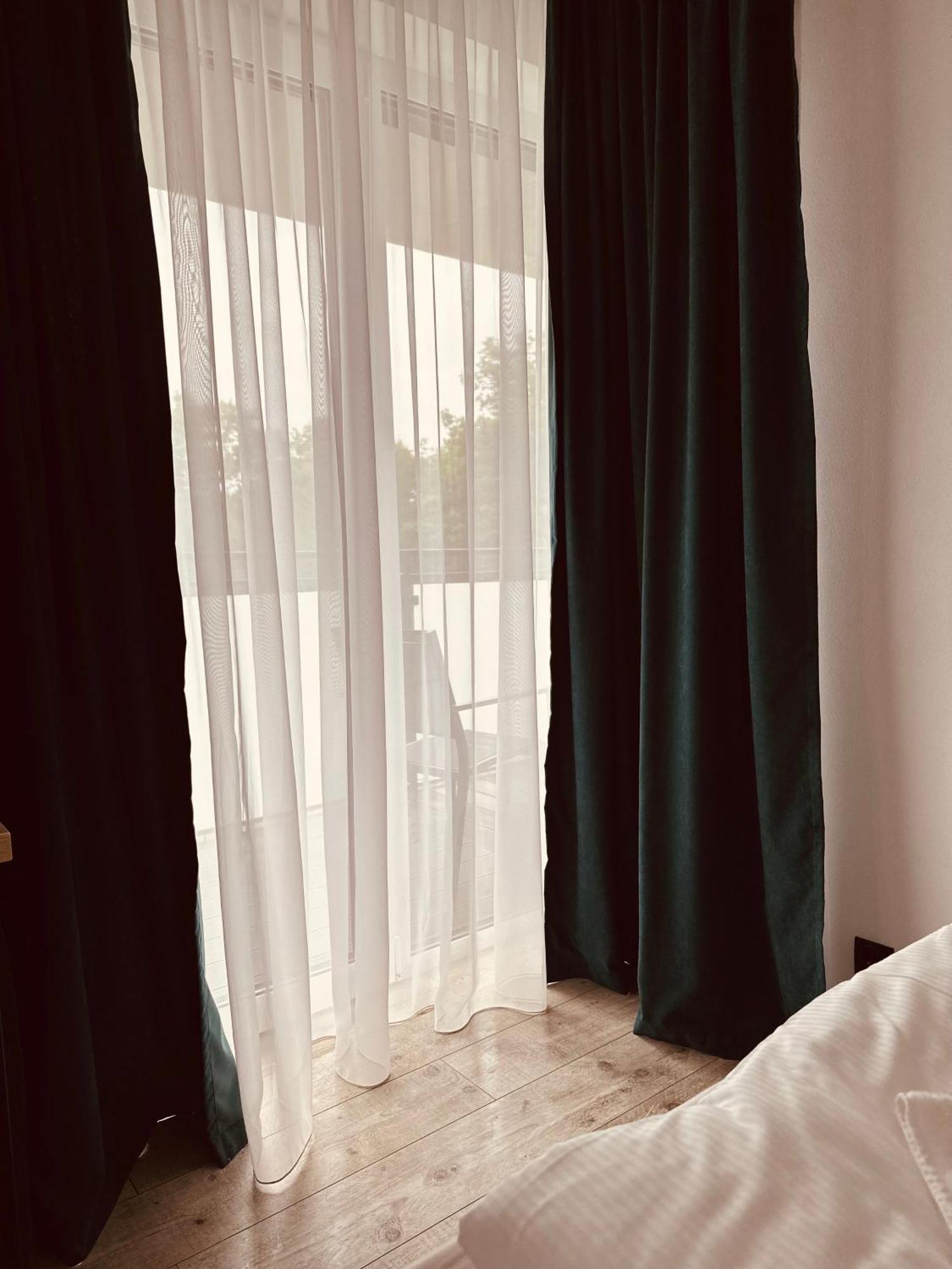 Holiday Siesta Pensjonat, Domki Rewal Εξωτερικό φωτογραφία